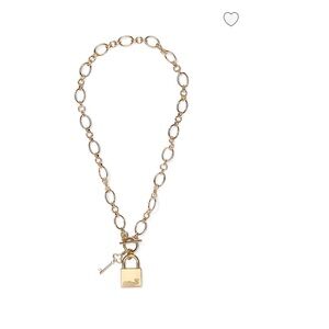 PINK / Victoria’s Secret Key To Your Heart Charm Necklace 
***NEW****